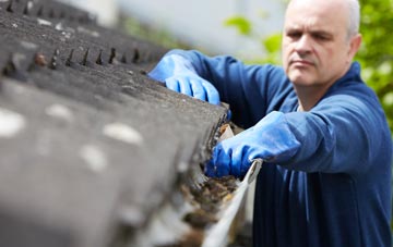 cleaning and inspecting Builth Wells roofs